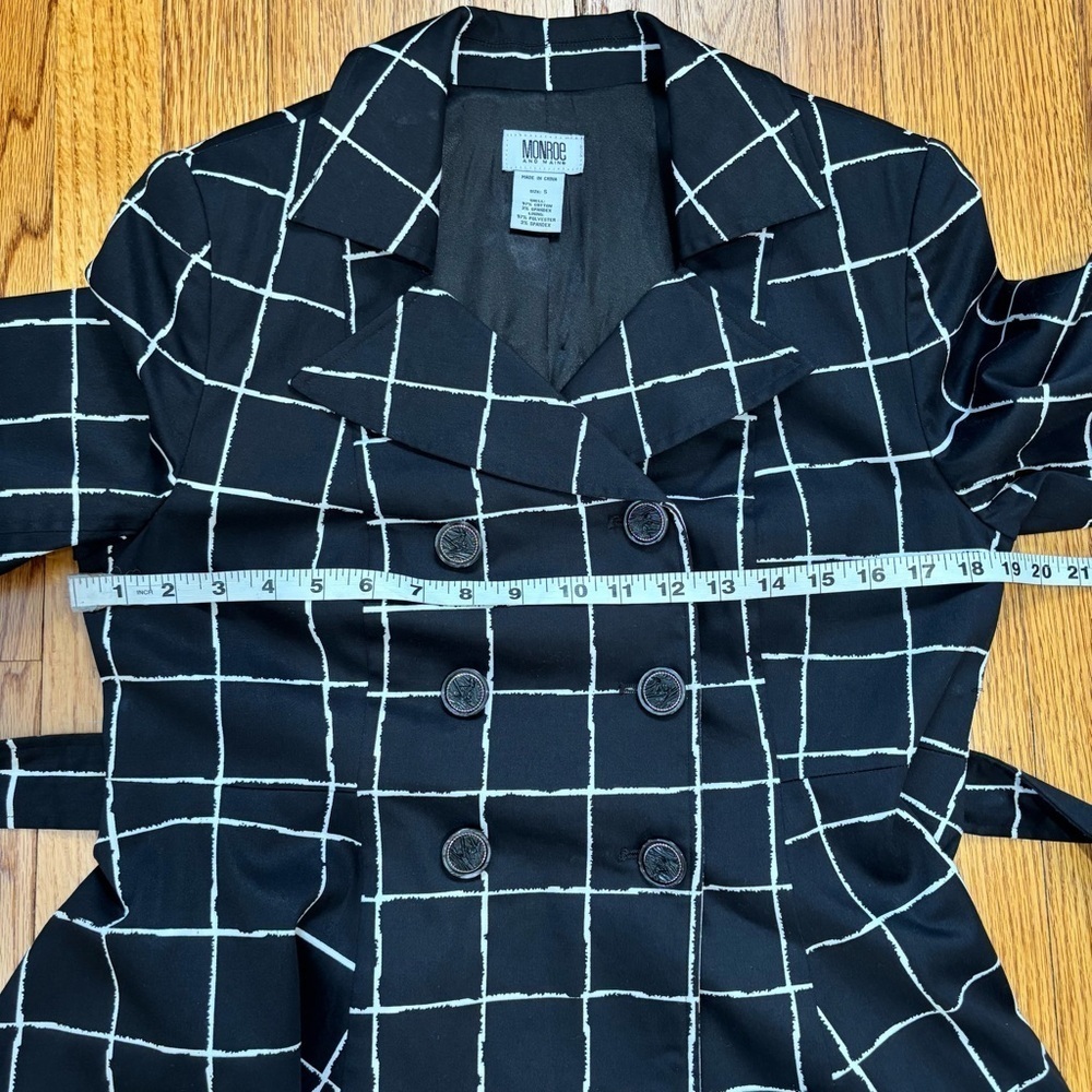 Monroe & Main Preppy Black White Plaid Double-breasted Peplum Swing Trench Coat - Picture 7 of 16